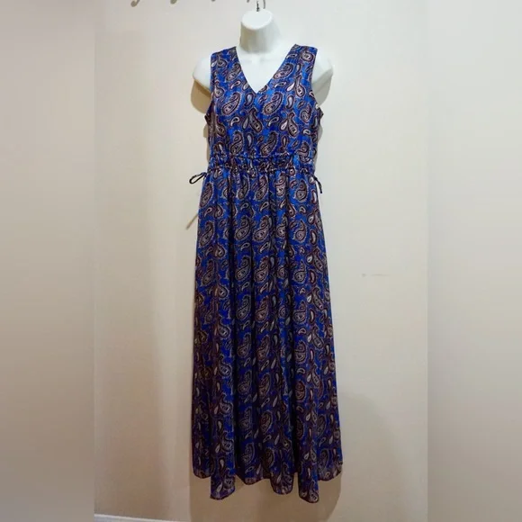 banana republic blue ruffle dress Banana Republic Petite Floral Dress + Mask for Small Faces
